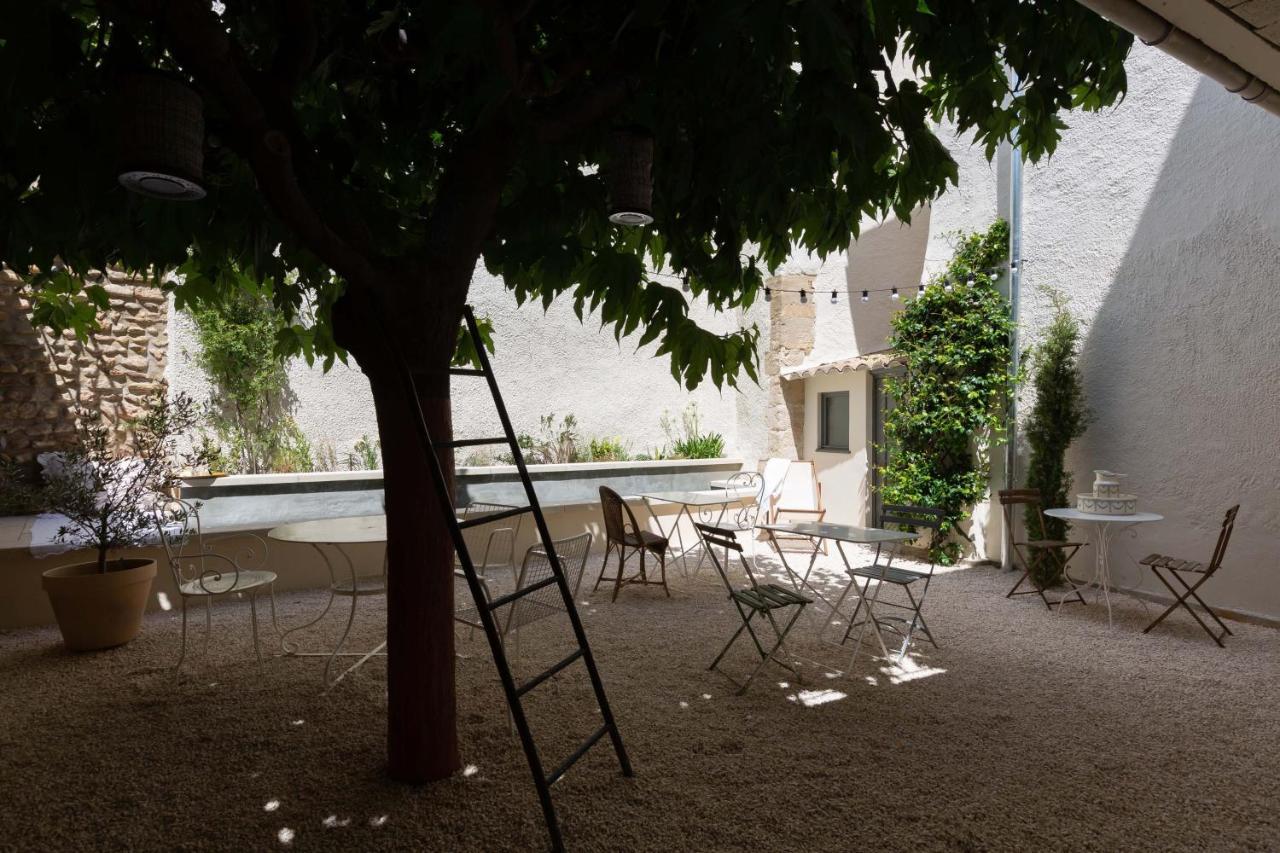La Perroya Otel Visan Dış mekan fotoğraf