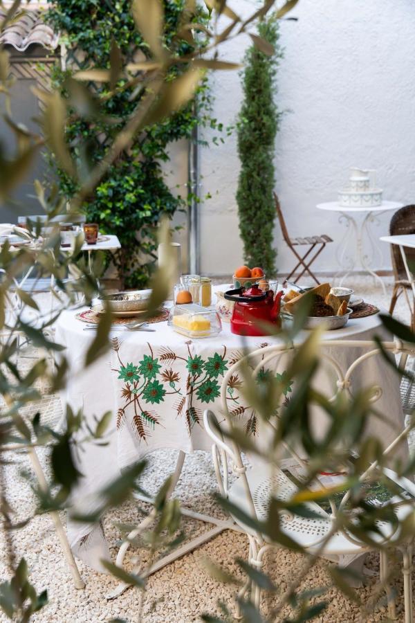 La Perroya Otel Visan Dış mekan fotoğraf