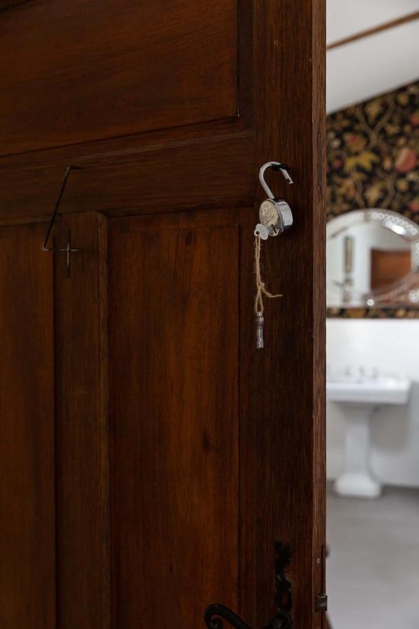 La Perroya Otel Visan Dış mekan fotoğraf