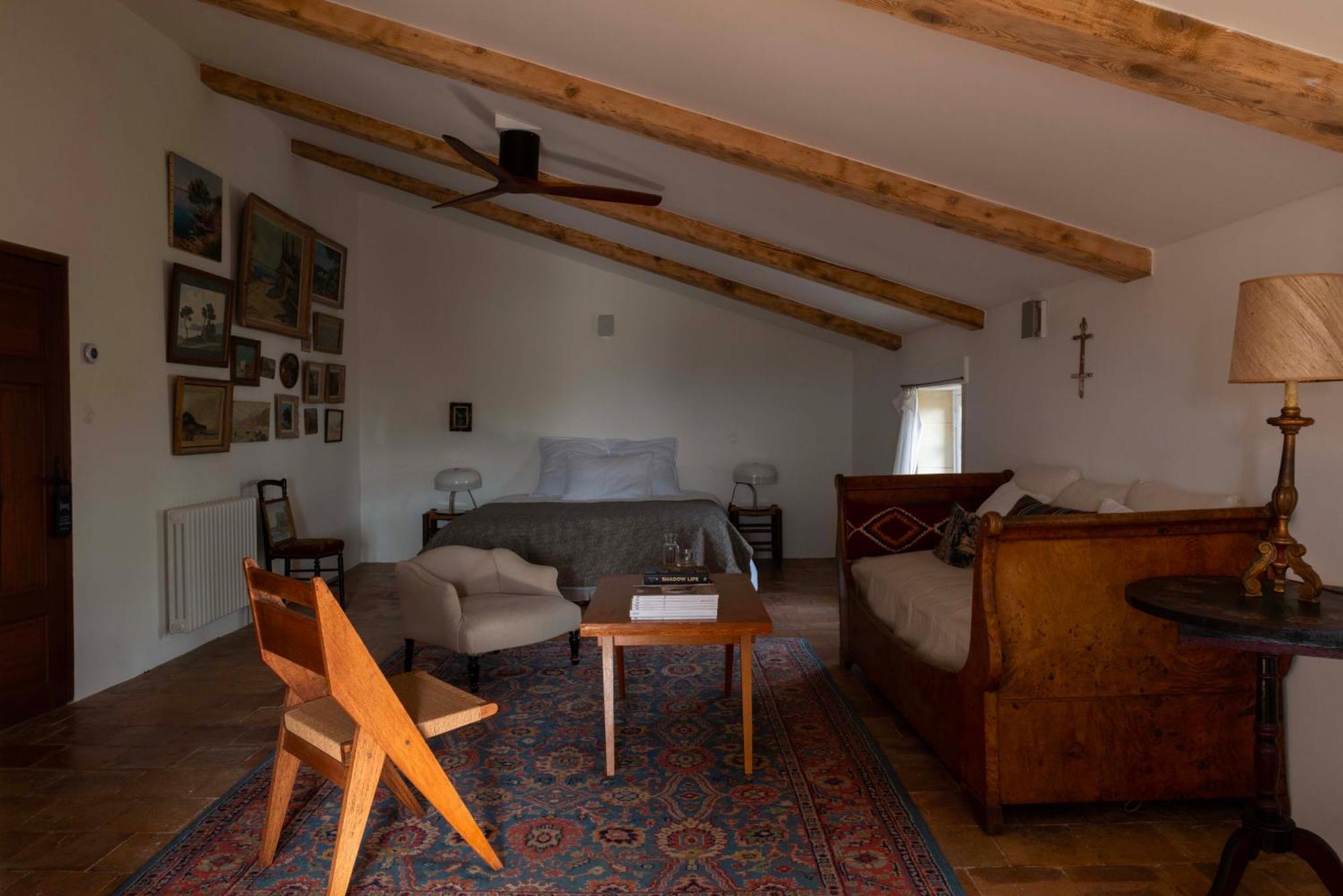 La Perroya Otel Visan Dış mekan fotoğraf